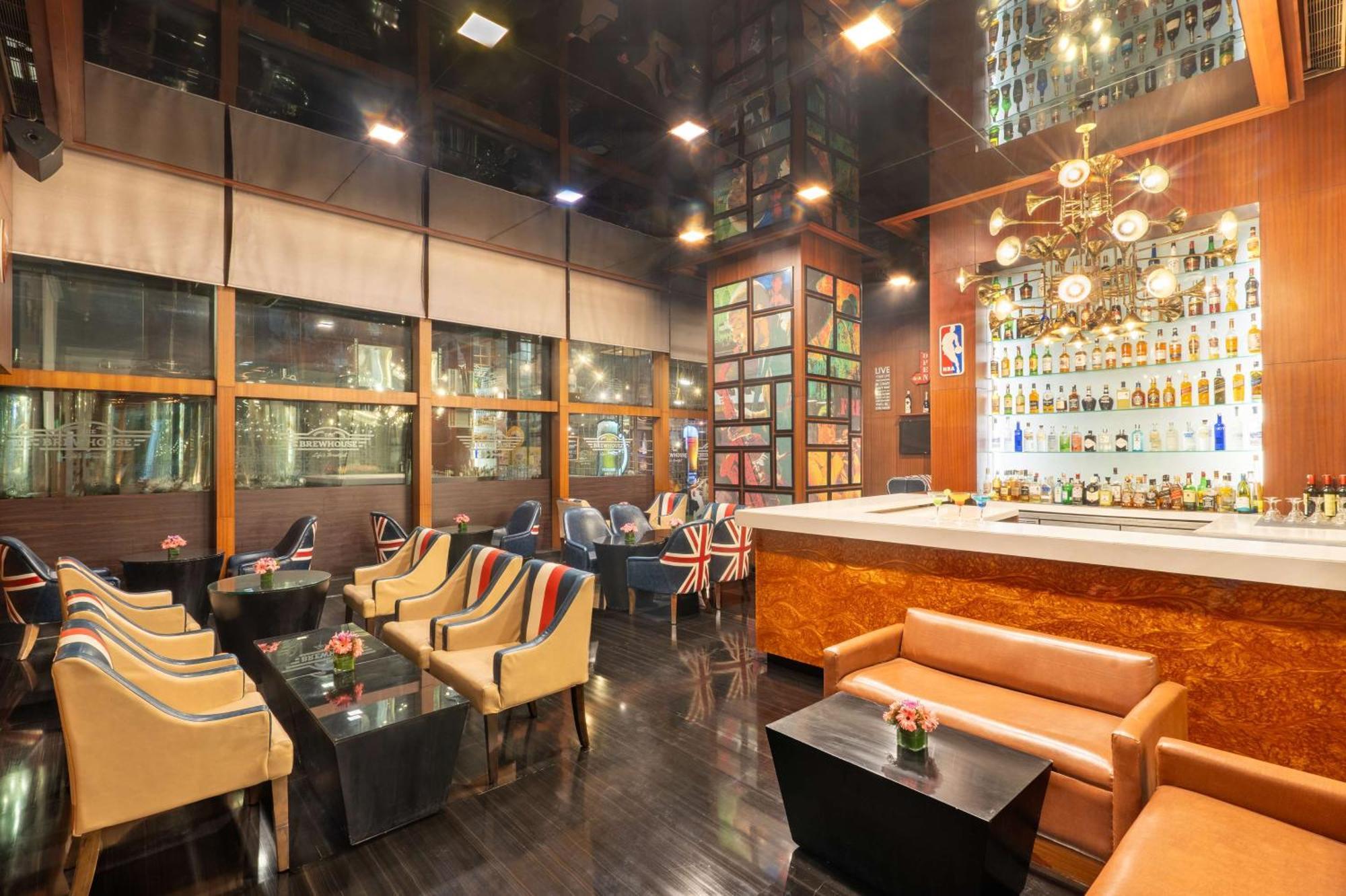 Radisson Gurugram Sohna Road City Center Gurgaon Exterior foto