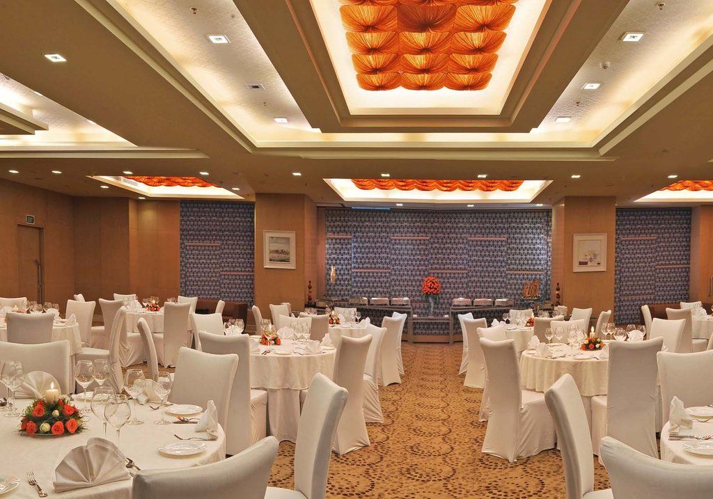 Radisson Gurugram Sohna Road City Center Gurgaon Exterior foto